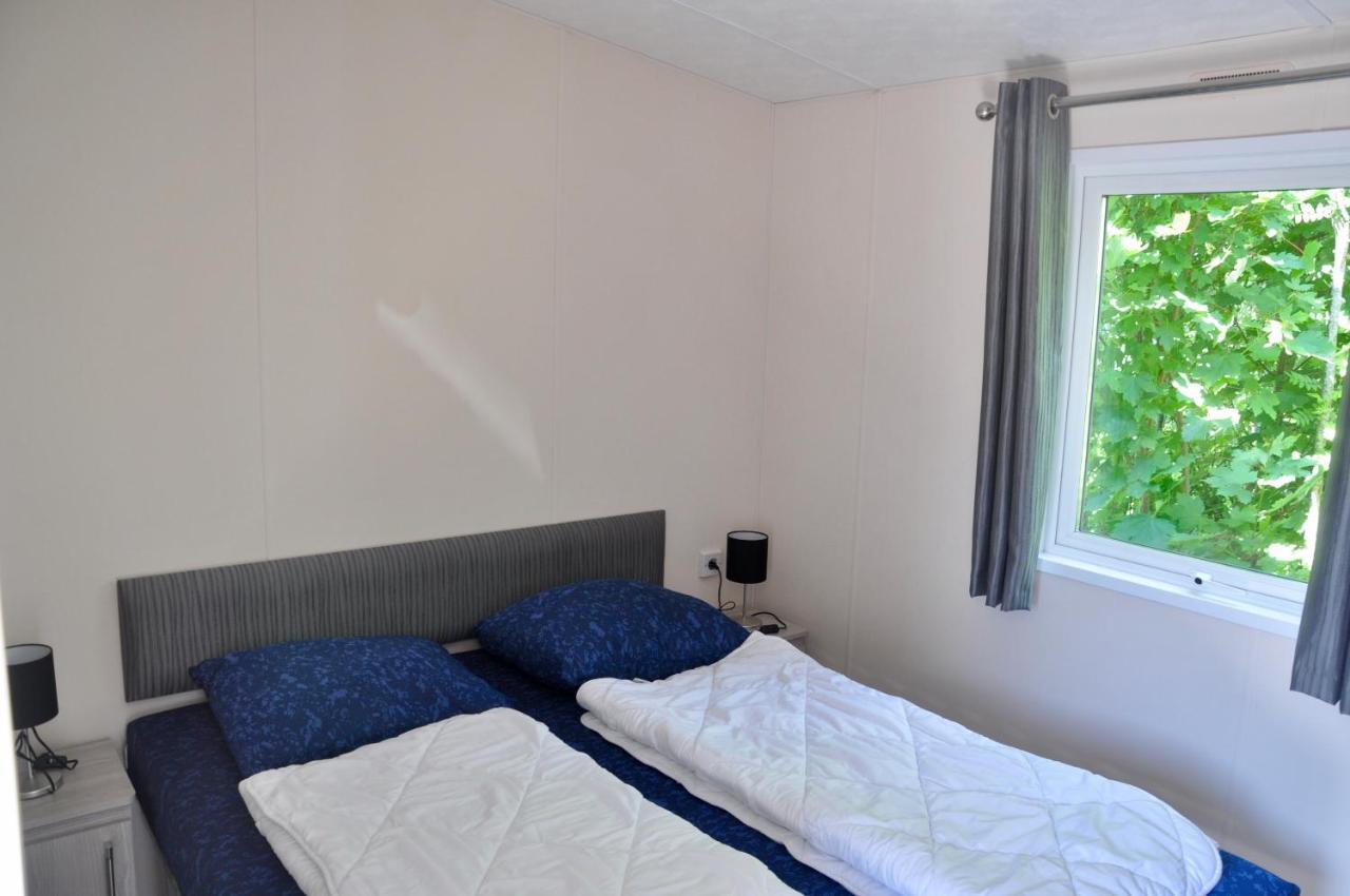 Chalet De Parel Petten Exterior photo